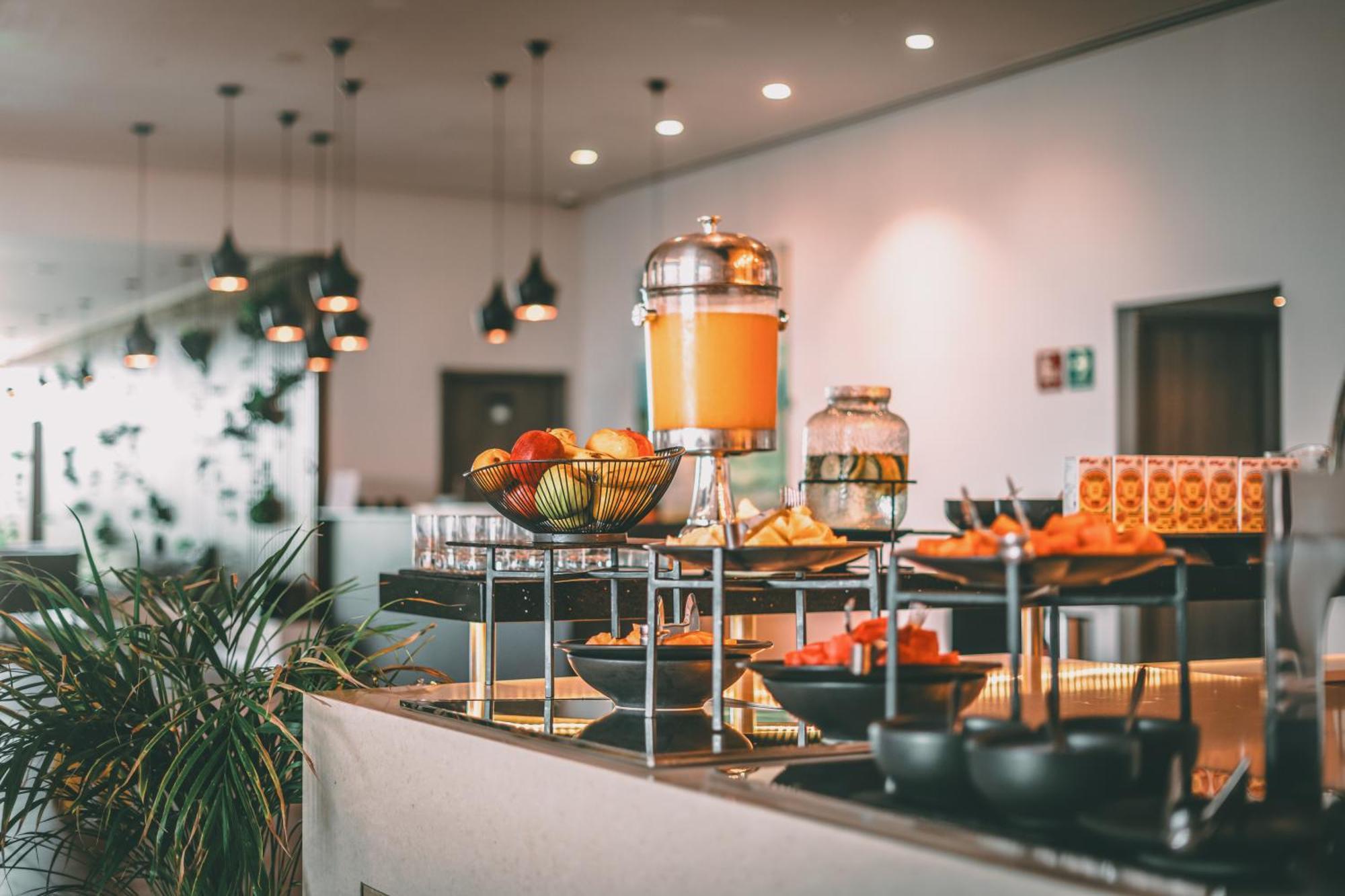 Aken Mind Merida Hotel エクステリア 写真