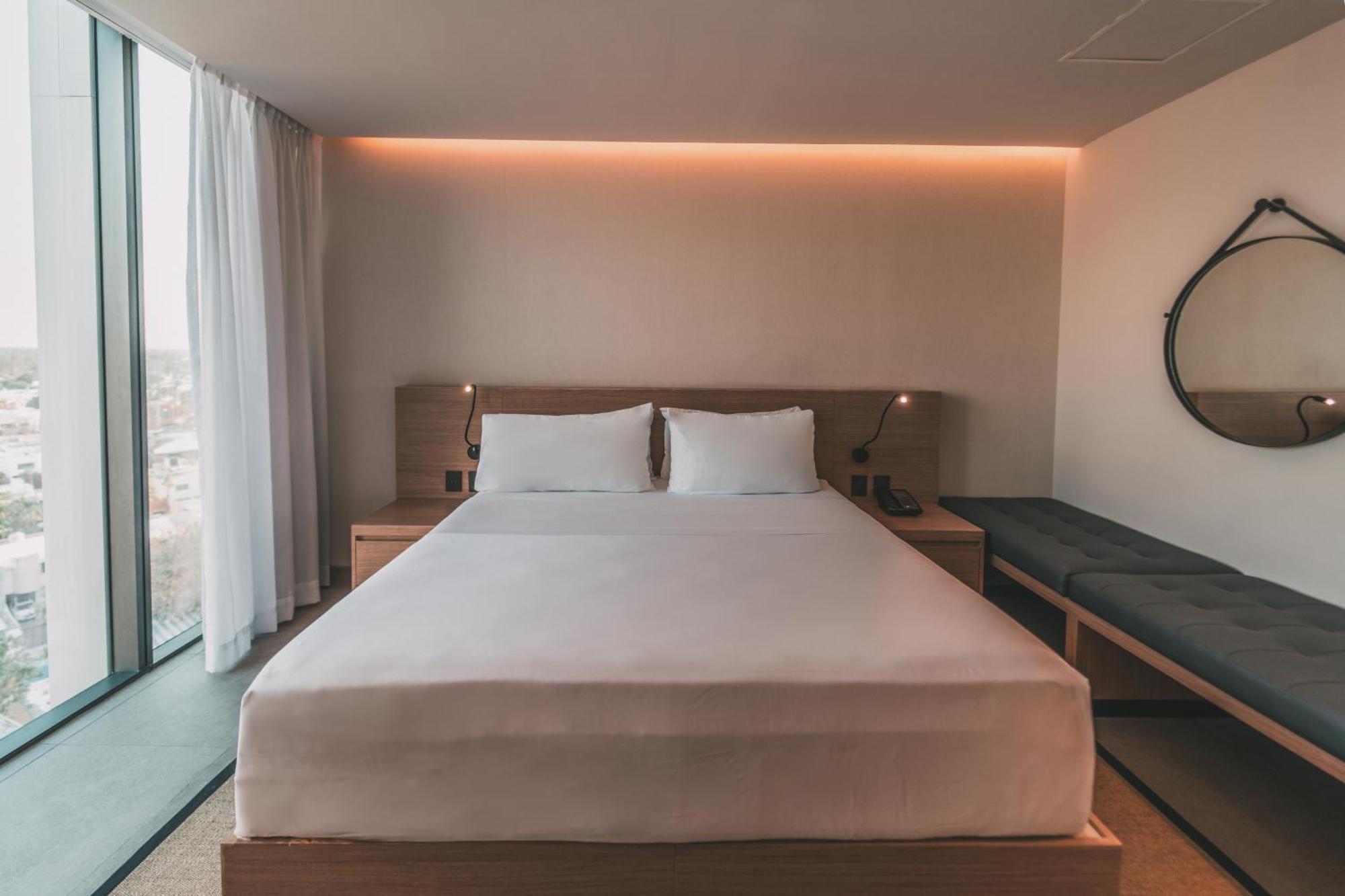 Aken Mind Merida Hotel エクステリア 写真