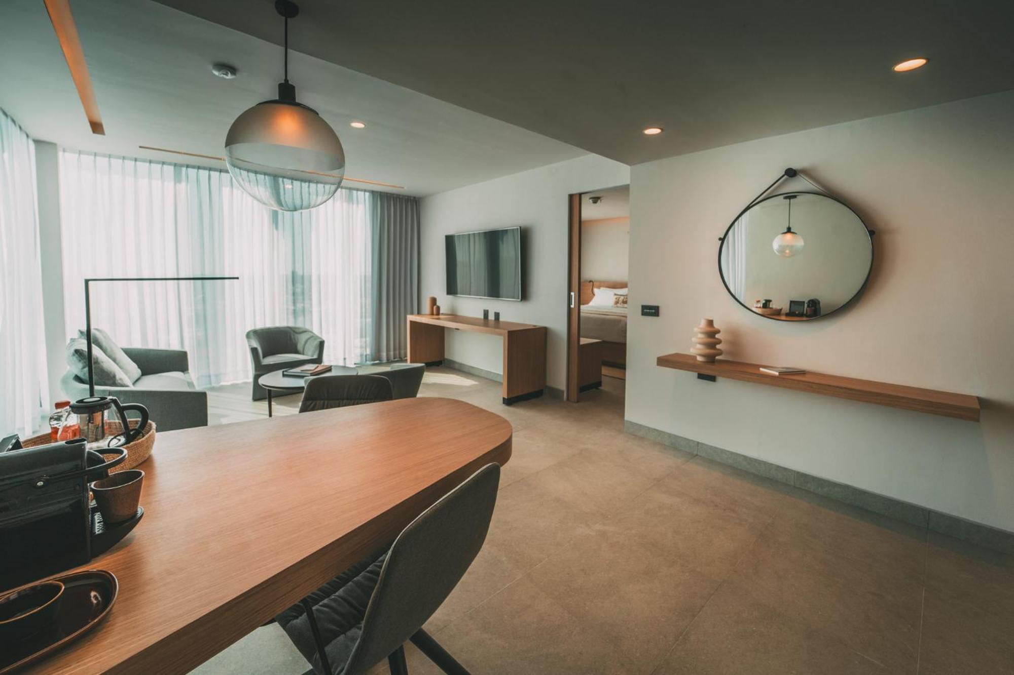 Aken Mind Merida Hotel エクステリア 写真
